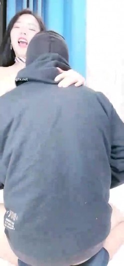 极品中韩混血美少女【苏妲己】空姐制服勾搭外卖小哥啪啪做爱 玩得太疯狂 三穴全开无套内射骚逼 高清源码无水印 截图11