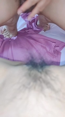 大鸡巴撑爆妹子的小嘴，全程露脸深喉口交，各种姿势抓着骚奶子爆草她，浪叫不止表情好骚啊，差点给她干哭了 截图4