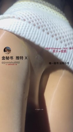 【边走边尿】推特烧婊子 金秘书 最新露出放尿 截图13