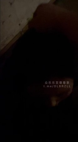 电报某付费频道移澳泡良大神「世纪金枪」听话的骚货M系骚货舔脚，口交，调教扮演小狗，后入骑乘爽爆了 截图4