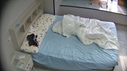 情趣酒店 极品大奶女生 一对豪乳又大又挺 女生做爱也狂野 身体被对起来操 精液射满全身和脸上 截图14