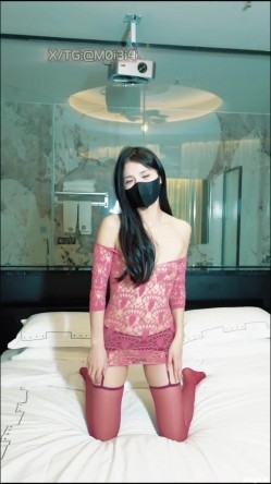 推特新晋福利姬【Mory】顶级VIP动感裸舞变装 ️炮击骚叫 截图3