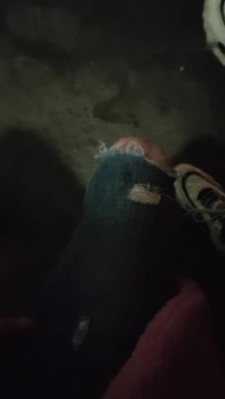 红色奶头妹子夜晚户外回车上车震 牛仔裤开裆塞着跳蛋口交后座大力抽插非常诱人 截图1