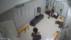 舞蹈班《监控破解》偷拍多位美女学员后台换衣服 截图2