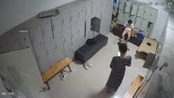 舞蹈班《监控破解》偷拍多位美女学员后台换衣服 截图14