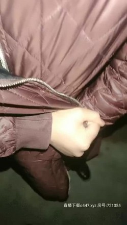 【乡村偷情故事】河南农村小伙不惧寒冷，半夜蹲守村里厕所几小时，等少妇来偷情，口交啪啪后入，真实紧张刺激 截图8