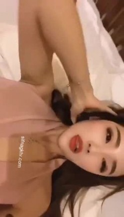 【极品稀缺 ️性爱泄密大礼包12】百位网红良家母狗性爱甄选 各种啪啪爆操极品豪乳美穴女神 太淫乱 截图3