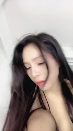 淫荡欲姐【小奶糖kk】丝袜长腿御姐 倒模怼屏自慰 截图8