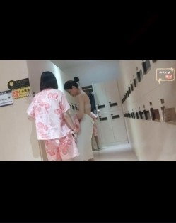 三只眼团队【原创精品偷拍】《温泉会所更衣室》完结编 截图1