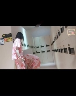 三只眼团队【原创精品偷拍】《温泉会所更衣室》完结编 截图2