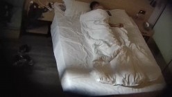 酒店偷拍 学生情侣精壮小伙和甜美温柔女友啪啪三场后相拥而眠大学生 截图6