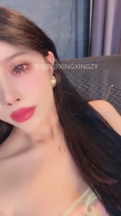 现实版妲己【白熙】福利视频 魔鬼身材油亮丝袜绝美白虎销魂口舌自慰爆插狂喷 截图6
