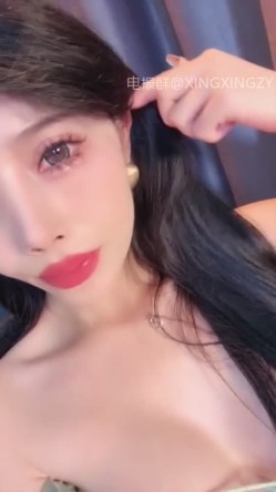 现实版妲己【白熙】福利视频 魔鬼身材油亮丝袜绝美白虎销魂口舌自慰爆插狂喷 截图13