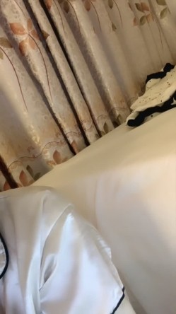 【雯雯舌头很灵活】尤物 纯美校花~美呆了~娇柔玉体 抠逼自慰 截图6
