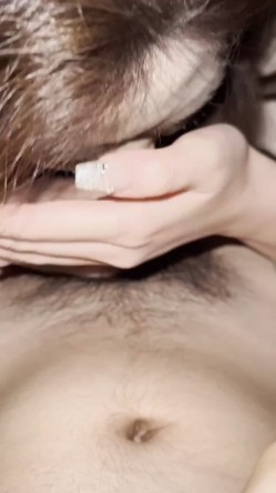 上海高颜值舞蹈生跟富二代男友的性爱视频流出,露脸口交插入,自己骑乘各种姿势被大屌疯狂的抽插太爽了 截图3