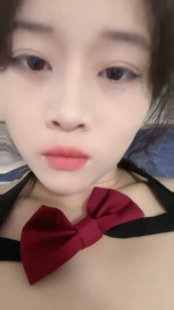 女神下海 正宗校花【小薯芋】100%心动的类型 一线天粉穴水汪汪 楚楚可怜的小眼神真诱人 超赞 截图3
