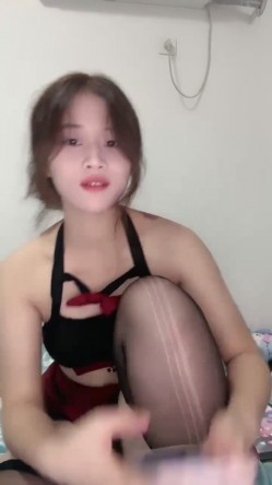 女神下海 正宗校花【小薯芋】100%心动的类型 一线天粉穴水汪汪 楚楚可怜的小眼神真诱人 超赞 截图7