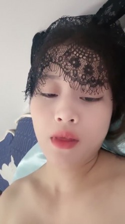 女神下海 正宗校花【小薯芋】100%心动的类型 一线天粉穴水汪汪 楚楚可怜的小眼神真诱人 超赞 截图15