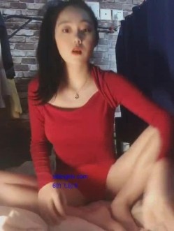 火爆全网的私圈土豪高价定制~高颜大二露脸美女【吴小姐】宿舍姐妹还在扩阴器高跟鞋内裤插入极度反差 截图8
