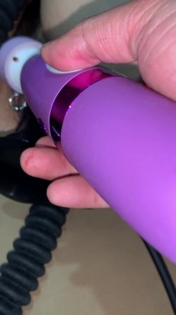 《字母圈顶级大神 ️极限调教阴环骚母狗》震撼全网露脸反差婊体验各种虐阴虐肛，玩法花样多，吃屎喝尿啪啪生殖器各种操作 截图7
