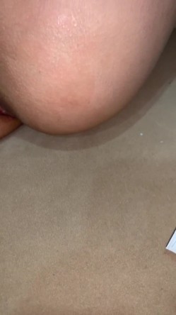 《字母圈顶级大神 ️极限调教阴环骚母狗》震撼全网露脸反差婊体验各种虐阴虐肛，玩法花样多，吃屎喝尿啪啪生殖器各种操作 截图11