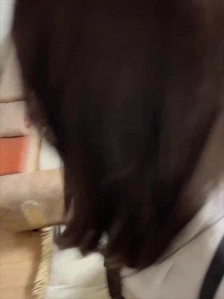 圣诞狂欢 Cindy腿腿 国产极品人气TS，长相清纯身材一流，一双纤细的大长腿，不输任何女人 截图5