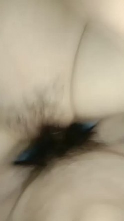 和巨乳老舅妈的性爱体验，刺激、滑熘的身体 ️没想到舅妈的小穴如此紧，让舅妈撒下娇 还害羞，18V合集流出！ 截图7