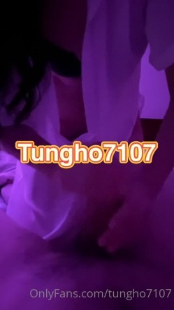 泡良大神性爱救火队「偷妳Tony」OF日常约炮露脸私拍 众多良家学生模特网红拜倒在炮王牛仔裤下 截图2