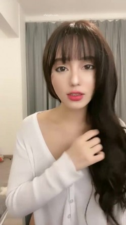 女神降临，明星气质顶级身材，人气大美人【小福贵儿】罕见大尺度，裸艳舞诱惑、道具紫薇、无套啪啪，高潮脸爽死人 截图6