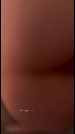 神似明星杨千嬅的大屁股哺乳期少妇露脸性爱流出 截图3