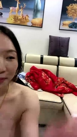 巨乳奶妈 ️-下海给宝宝赚奶粉钱，鲜奶多多，风趣挑逗哥哥们，不怕你营养不良，天天挤奶给网友们舔屏！ 截图13