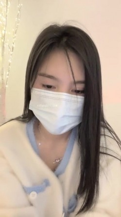核弹！新女神下海~20小时~【马日安娜】这个真的很漂亮（下部）！来大姨妈还大秀，经血直流，略重口~！ 截图1