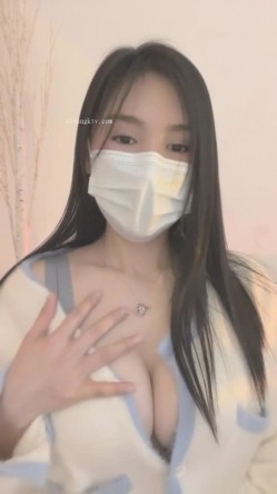 核弹！新女神下海~20小时~【马日安娜】这个真的很漂亮（下部）！来大姨妈还大秀，经血直流，略重口~！ 截图14