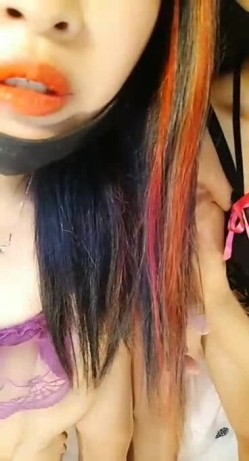 一坊一王二后3p双飞爽翻天 一对男女啪啪秀 男炮友享受两个妹子的服务 口交啪啪很诱人 截图2