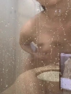 【抖音核弹泄密】，15万粉丝，极品良家妹子【何何子】，大尺度史上最全合集，露脸露点 啪啪做爱 洗澡 截图15