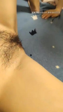 修女白苗条双女互摸女同诱惑，舌吻舔奶舔逼手指扣弄互相摩擦 截图8