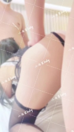 极品绿帽淫妻『小海星』最强性爱私拍 黑丝女神挑战各路性爱大神 操嗨全场 截图9