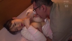 SSIS-127 反抗期のツンデレ巨乳妹が大嫌いな兄の絶倫チ●ポでイカされまくった両親不在の3日間。 はやのうた 截图7