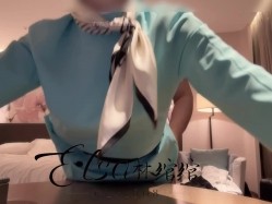 穷人女神富人母狗，超高颜值极品空姐【林绾绾】门槛1888福利，啪啪调教深喉毒龙脚踩骚穴，母狗属性拉满了 截图9