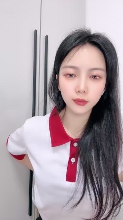 绝对最漂亮，最漂亮的新人！【04甜妹妹】，恋爱冲昏了头，小仙女真大方，粉穴美乳 截图10