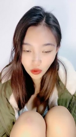 撸管推荐！超漂亮小仙女~【咩咩咩】道具狂插！无限爽高潮~！ 截图5