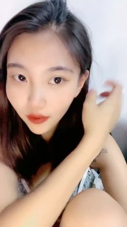 撸管推荐！超漂亮小仙女~【咩咩咩】道具狂插！无限爽高潮~！ 截图10
