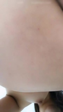 女神思瑞老虎飙车穿着性感红色透明内射内裤高跟发骚语言挑逗把围观的群众全撩得要葫芦娃 做一行爱一行啊 截图14