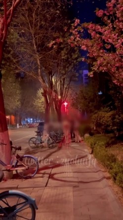 极品美腿绿帽人妻 户外露出、绿帽献妻、多人淫趴、调教男奴、硬控止寸 截图14
