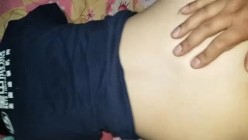 旅游把女导游给干了，和游客水乳交融、淫声颤天，‘宝贝，哪儿舒服，说’，哪儿都舒服！ 截图12