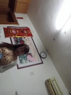 骚货老阿姨，这是多么爱吃鸡巴  每天都要吃，扭扭舞，再和老王一起做爱 截图6