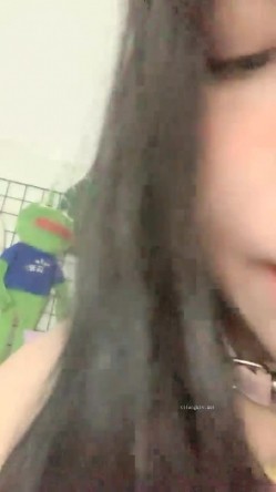 在校女大学生，【波波涩涩】，这个岁数看起来好小，含苞待放的小花骨朵，青涩，少女的逼无需多言，美爆了 截图7