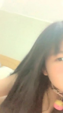 在校女大学生，【波波涩涩】，这个岁数看起来好小，含苞待放的小花骨朵，青涩，少女的逼无需多言，美爆了 截图16