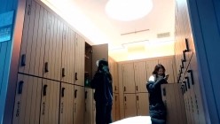 国内【某高端会所】更衣室偷拍 高质量美女络绎不绝 截图1