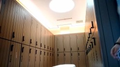 国内【某高端会所】更衣室偷拍 高质量美女络绎不绝 截图16